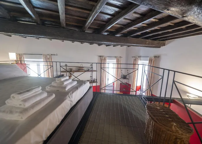 The Scarlet Loft In Trastevere Lägenhet Rom